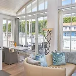 Johanna In - Penthouse 