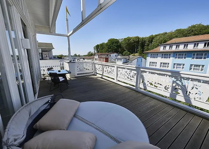 Johanna In - Penthouse 